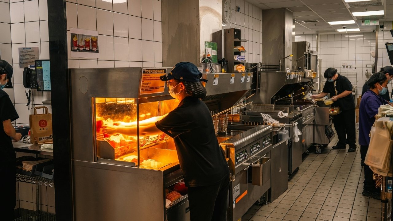 Commercial Kitchen Equipment Maintenance With Flexikitch