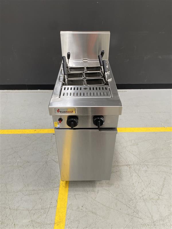 Trueheat RCP4-NG: 35L pasta cooker NG Ex Rental