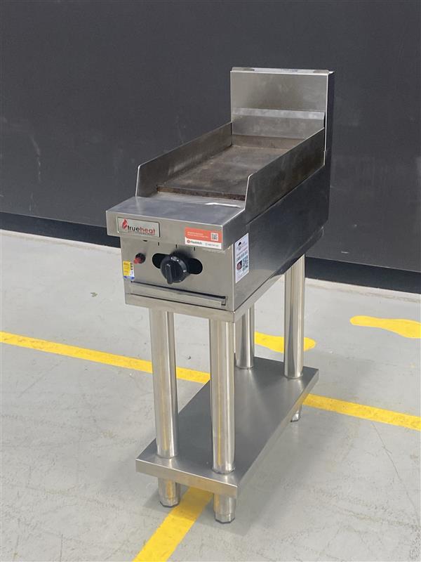 TRUEHEAT RCT3-3G Gas 300 Griddle