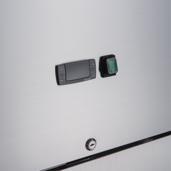 Exquisite GSF650H One Solid Door Upright Storage Freezers
