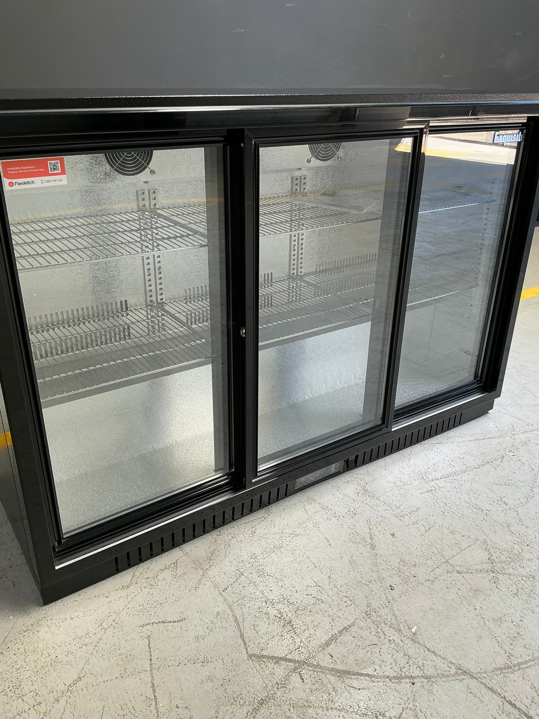 Exquisite UBC330S Three Sliding Doors Backbar Display Refrigerators
