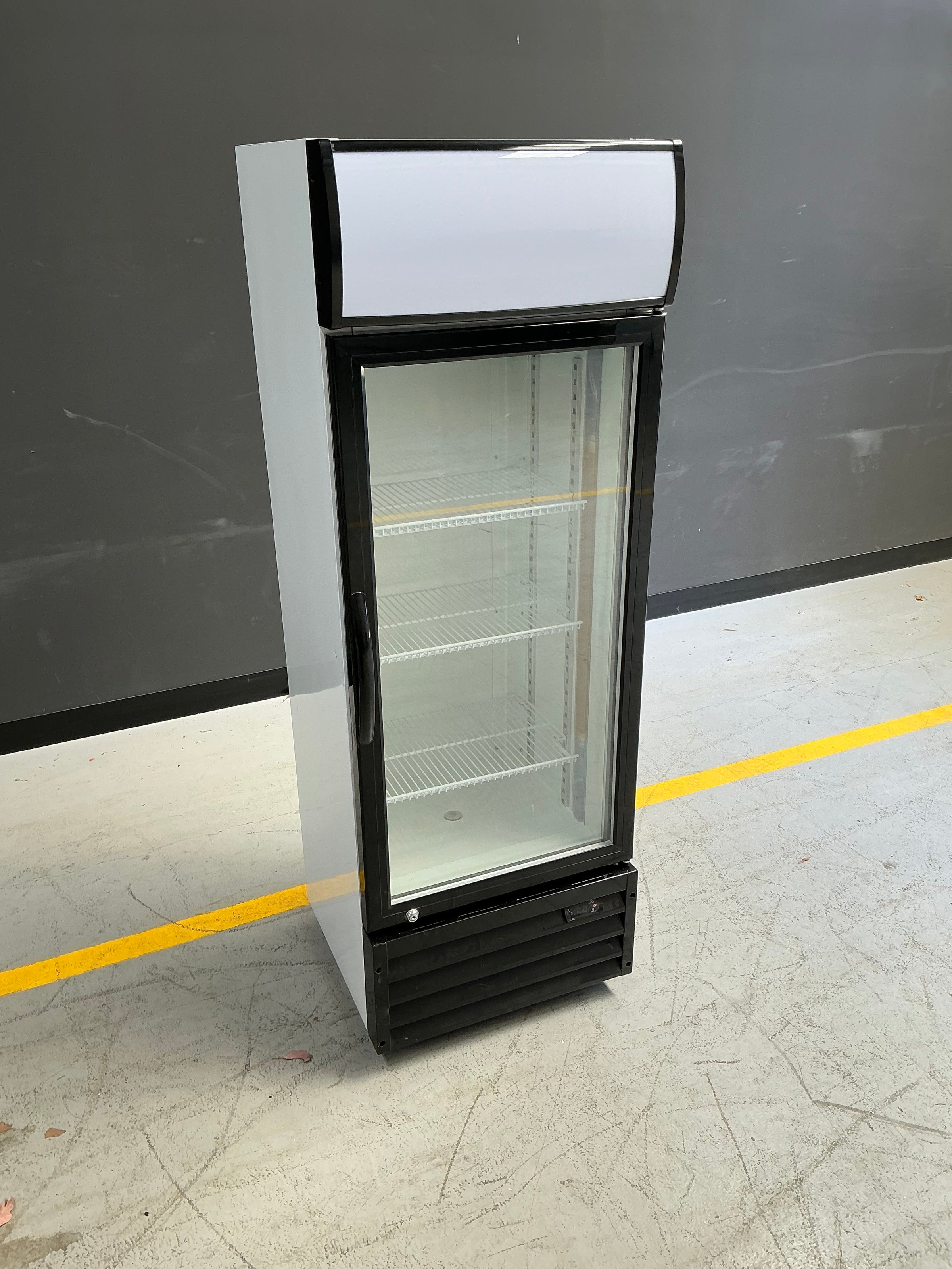 Exquisite DC200P One Glass Door Upright Display Refrigerators
