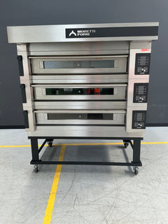 Moretti Forni COMP-S120E-3-S Serie S Triple Deck Oven on Stand