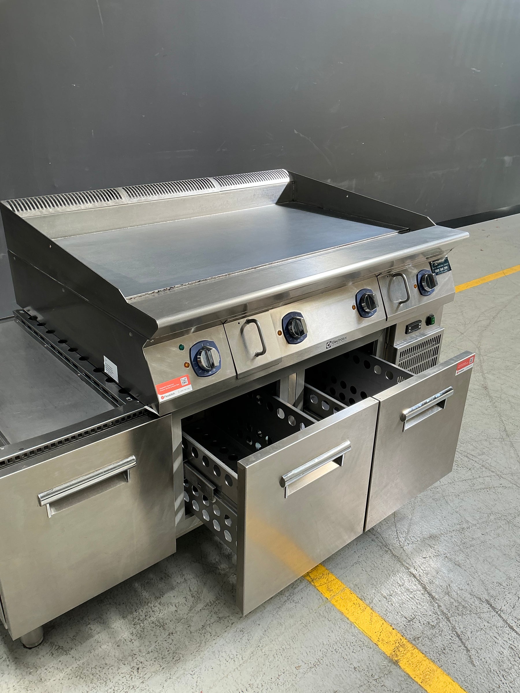 Zanussi Professional - E392601 - EVO900 3 Drawer Refrigerated Base