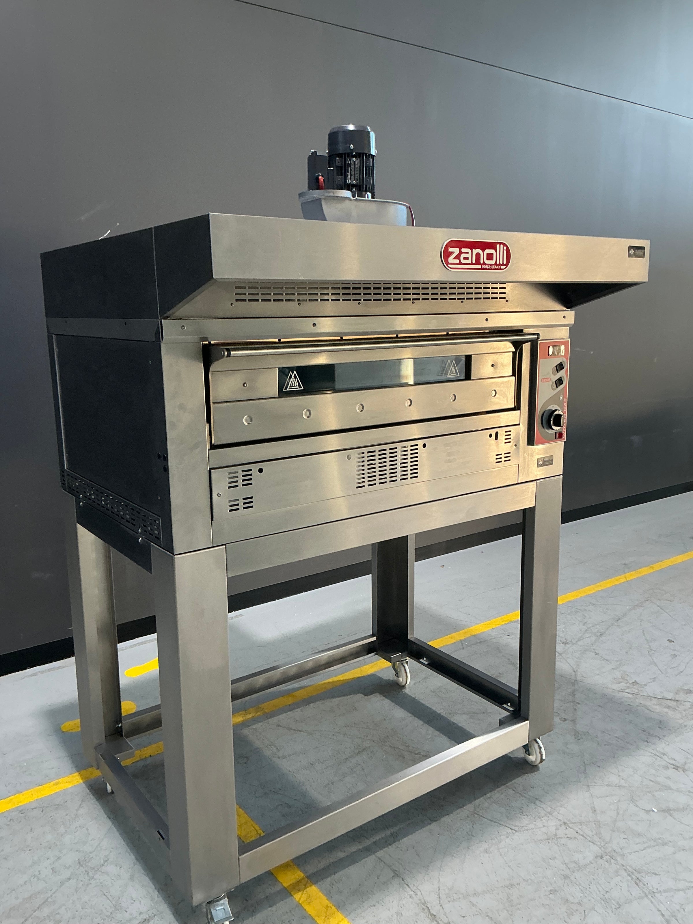 Zanolli - CTM1G01A-1 - Citizen PW 6 Gas Single Deck Pizza Oven