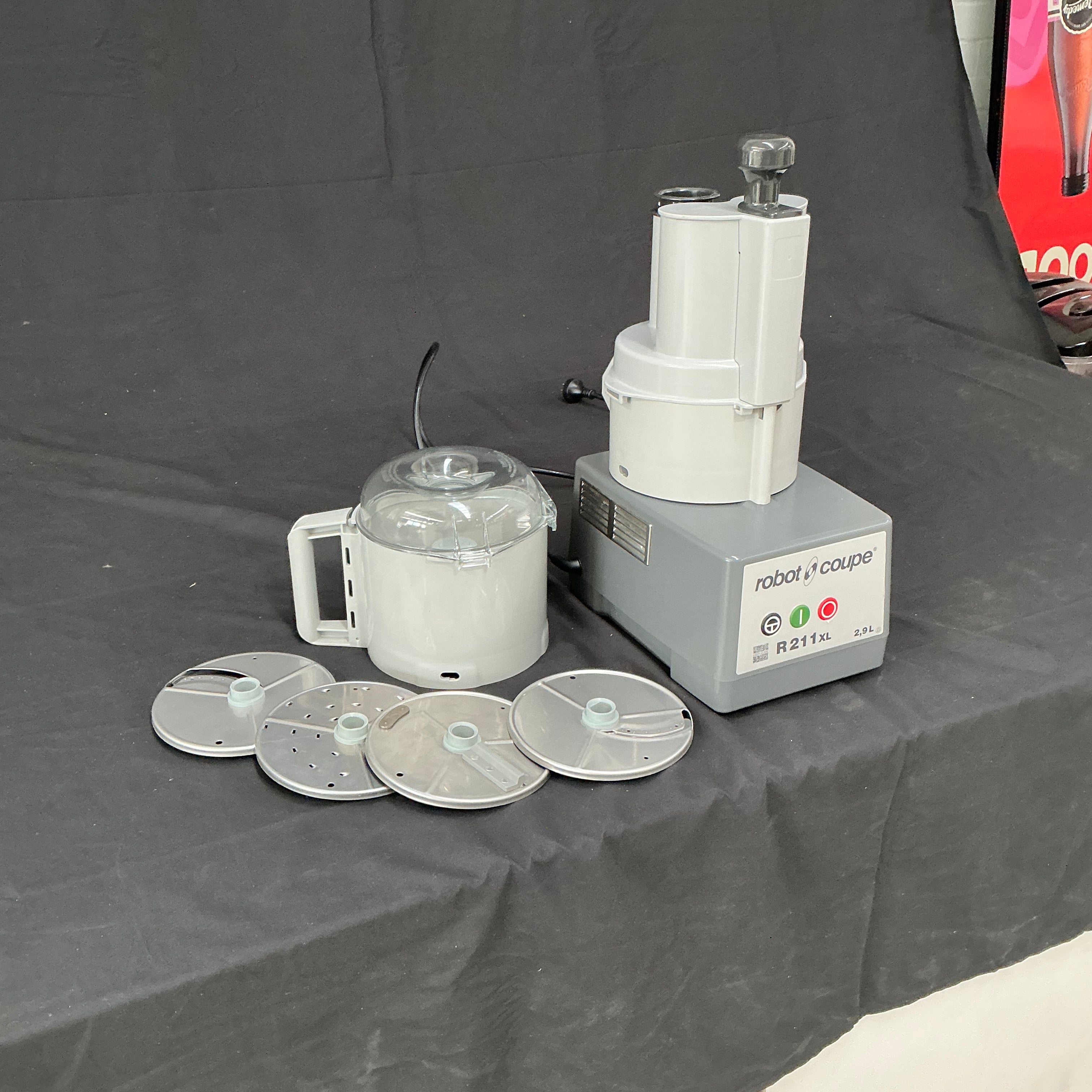 Robot-Coupe - R 211 XL - Food Processor Cutter & Vegetable Slicer
