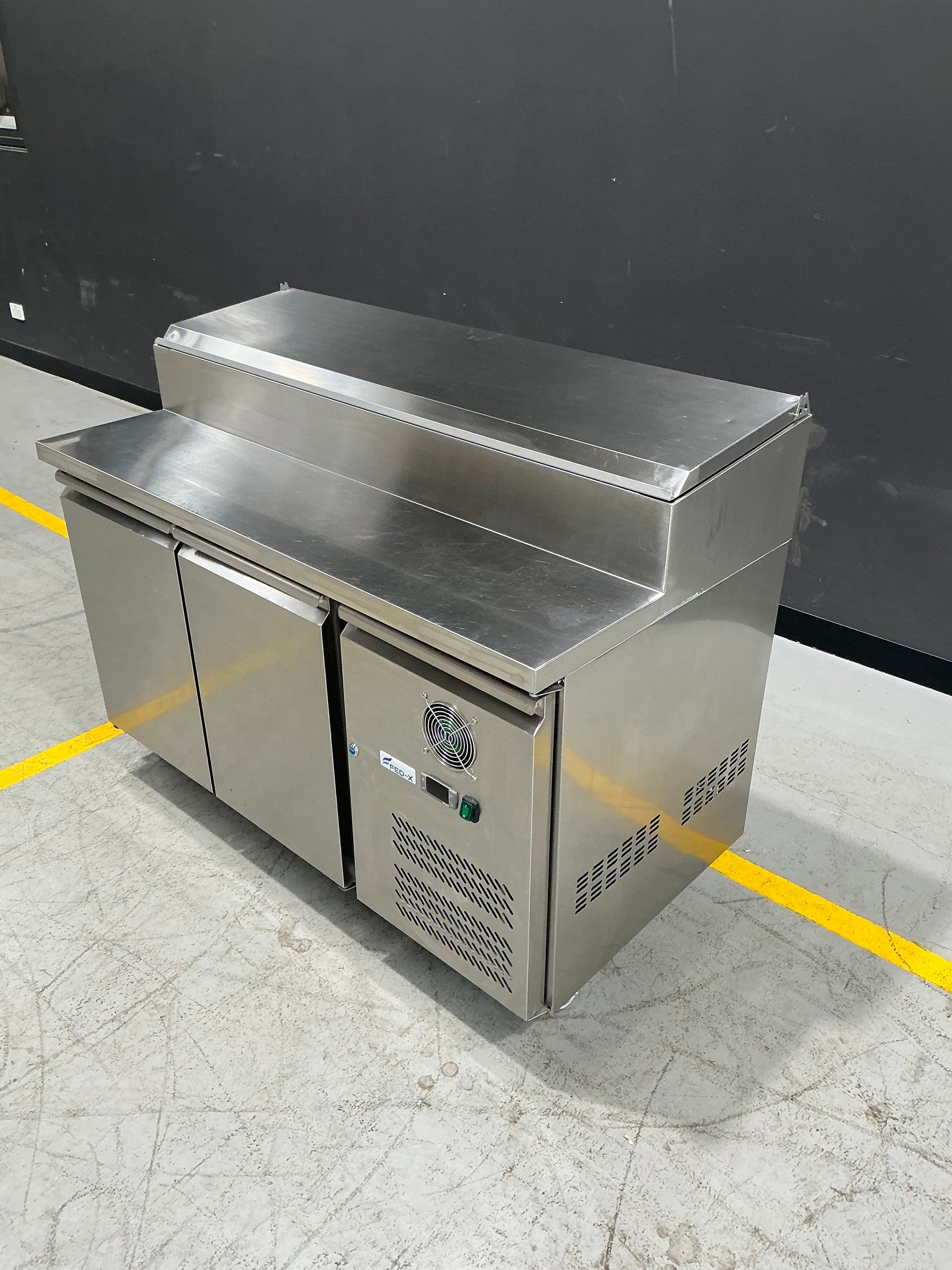 FED-X XSS7C13S2V 282L Two-Door Sandwich Prep Counter