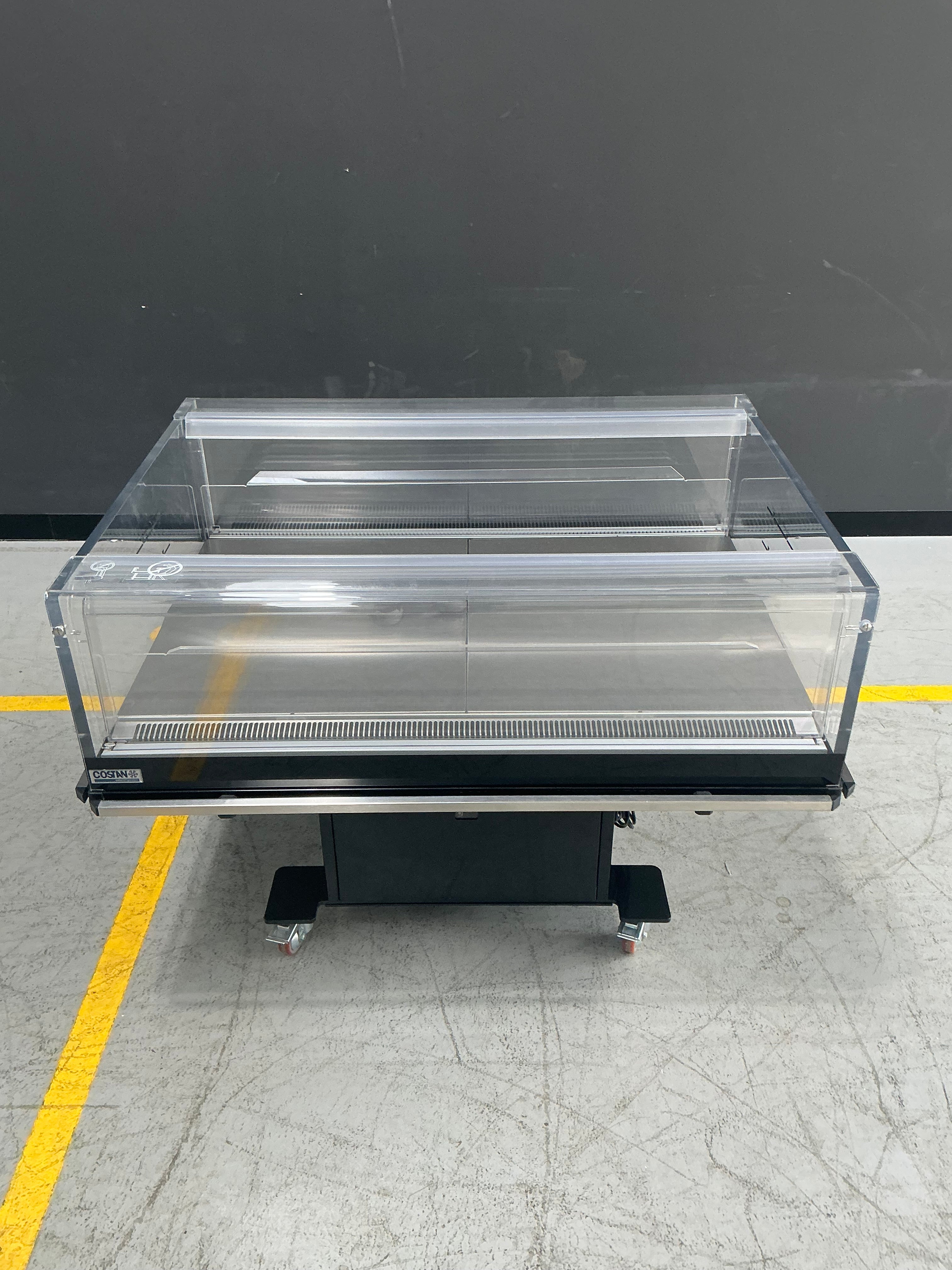 Bonnet Névé LATM125LS Latitude LS Modular Island Display