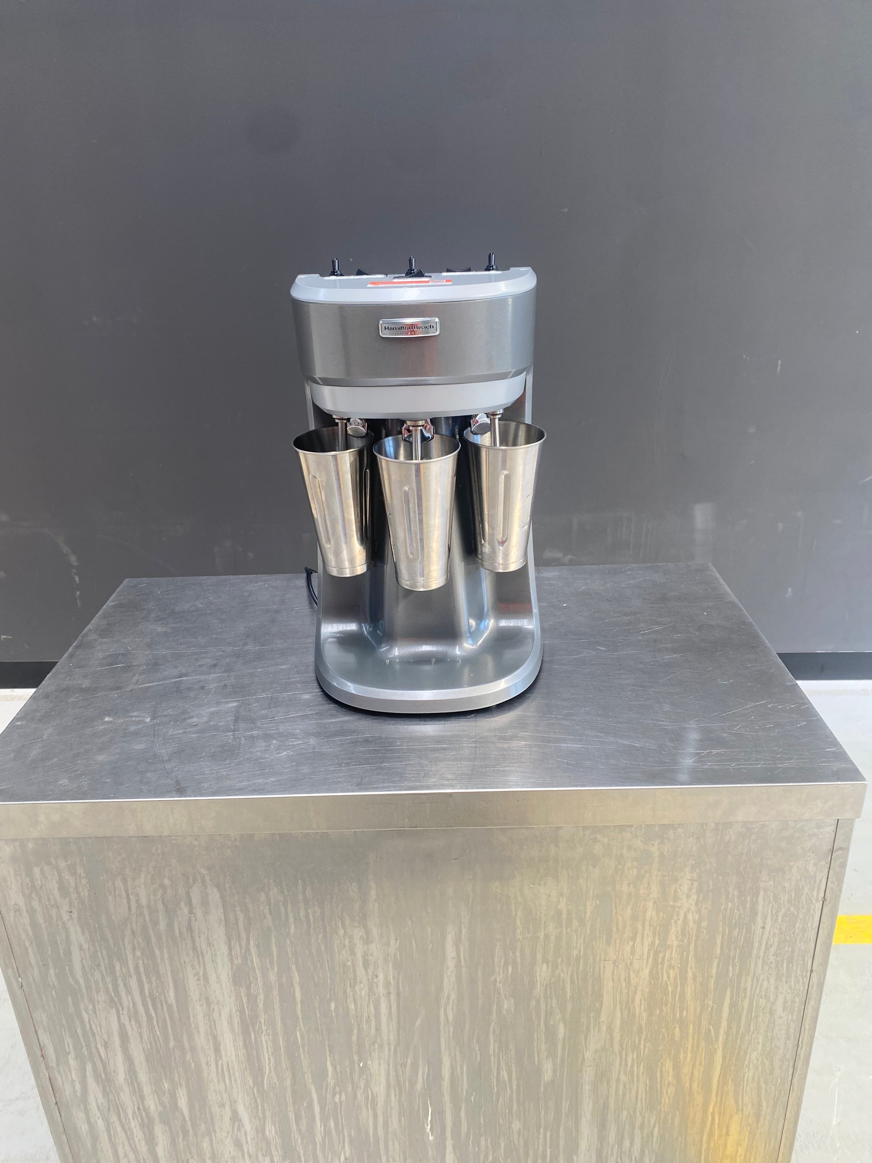Hamilton Beach - HMD0400 - Triple Milkshake Mixer