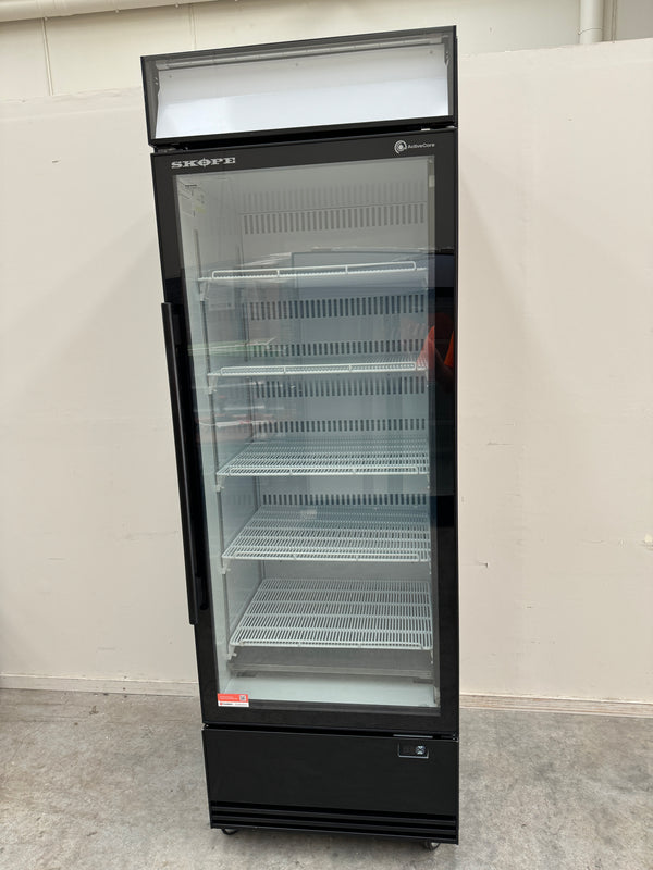 SKOPE BME600N-AC: single door chiller with lighting box ActiveCore SELF CONTAINED