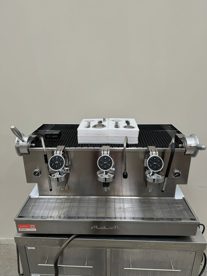 XLVI 3 GROUP STEAMHAMMER COFFEE MACHINE