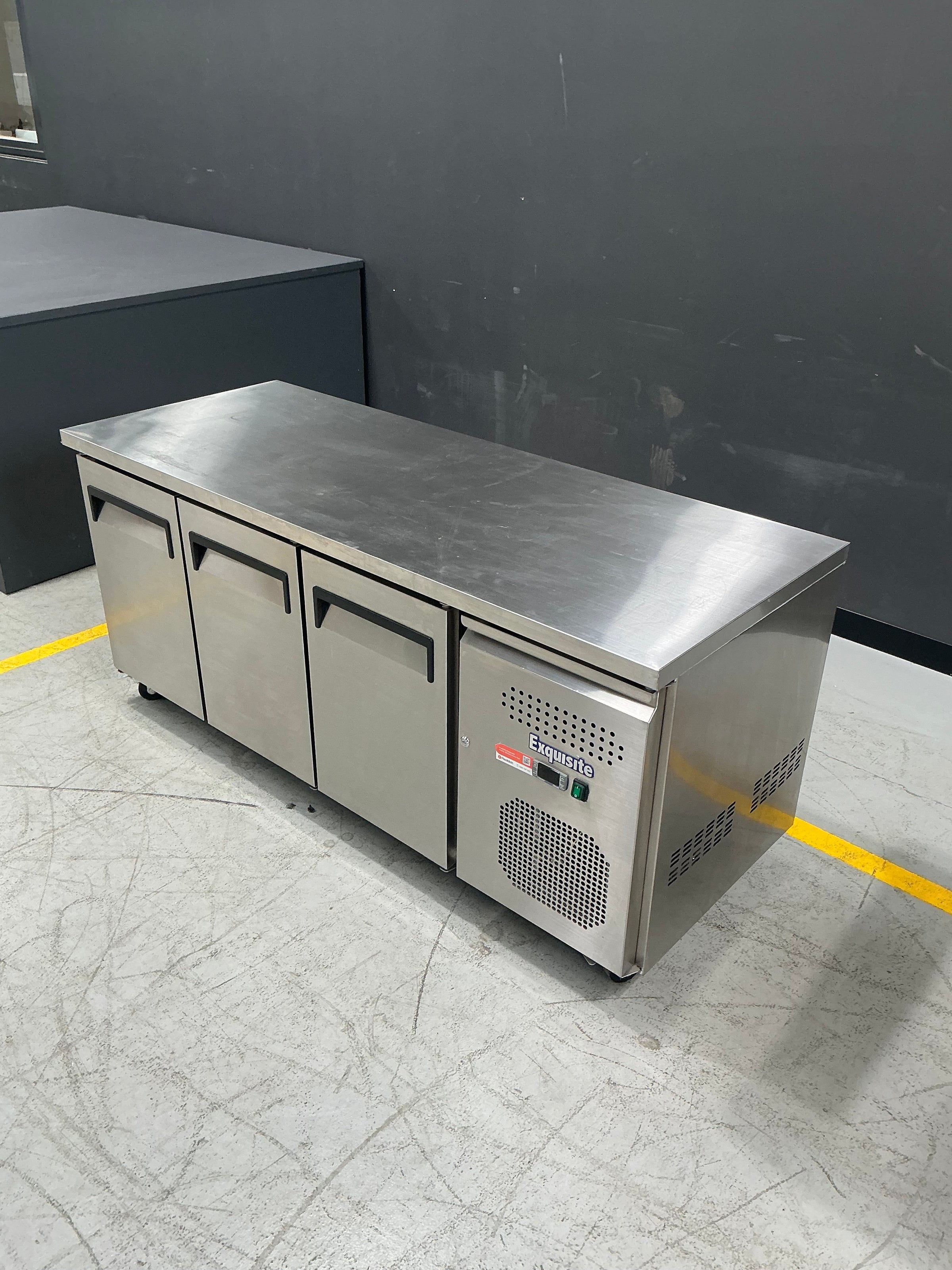 Exquisite - USF400H - 465L Underbench Storage Freezer with Solid Doors