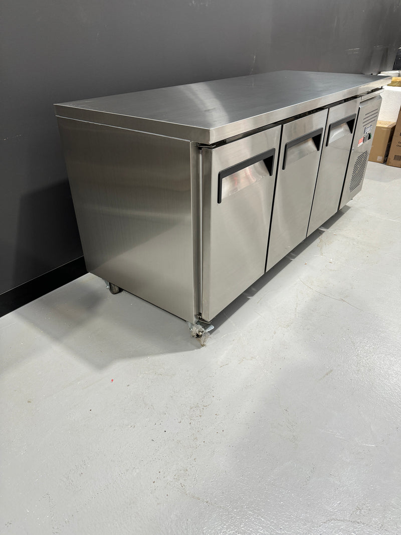 Exquisite USF400H Three Solid Doors Underbench Storage Freezers