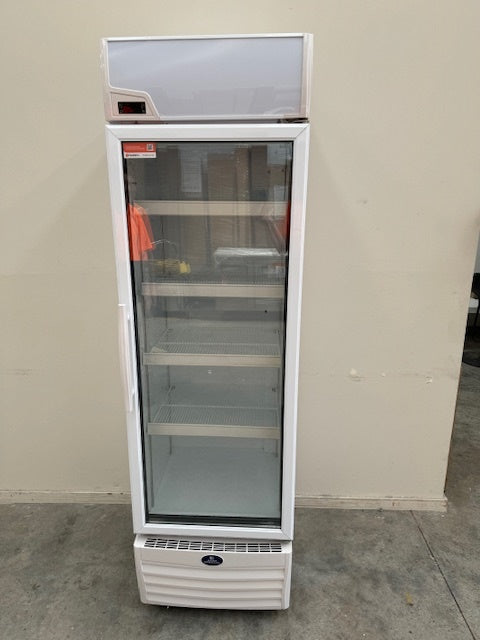 SANDEN SPE-0403 Single Glass Door Chiller in White