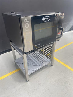 Unox - BAKERTOP - COMBI OVEN 4 TRAY COUNTERTOP PLUS WITH STAND