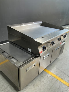 Electrolux / Zanussi Professional - 391404 + E392601 - Fry Top & Refrigerated Base Package