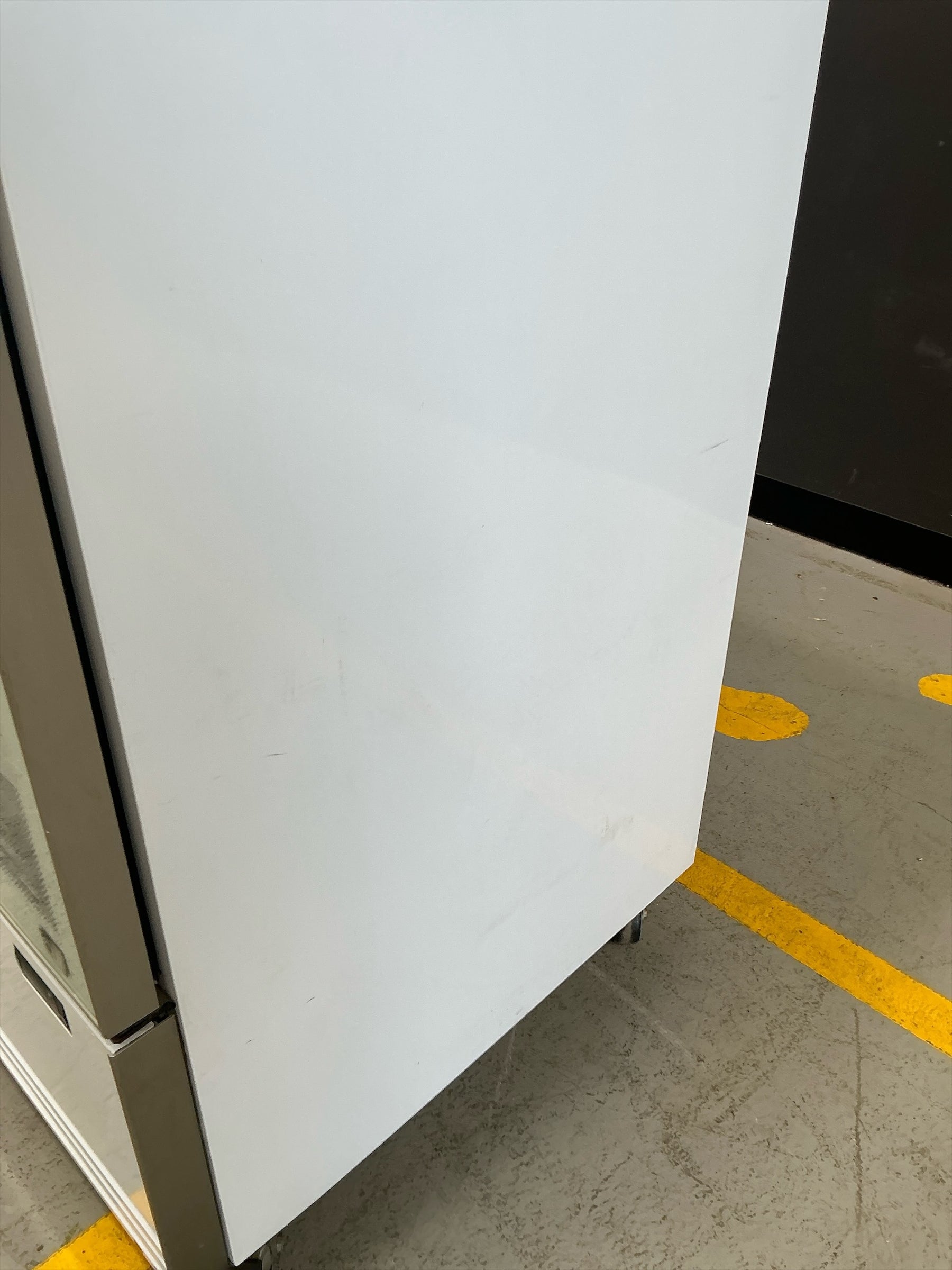 SKOPE - BME600-AC - Single Door Chiller with Lighting Box ActiveCore SELF CONTAINED