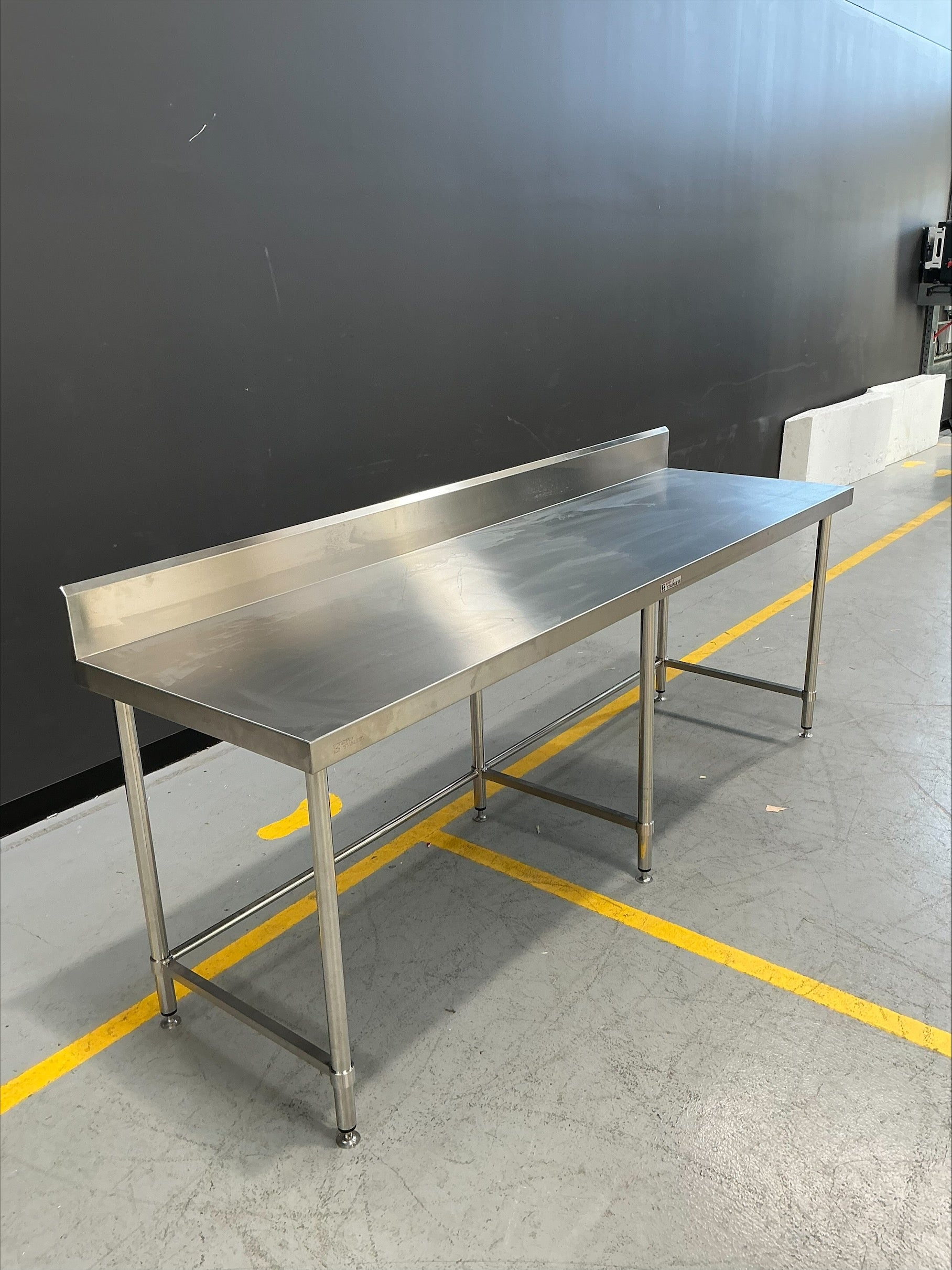 Simply Stainless Work Bench with Splashback SS02.7.2400LB