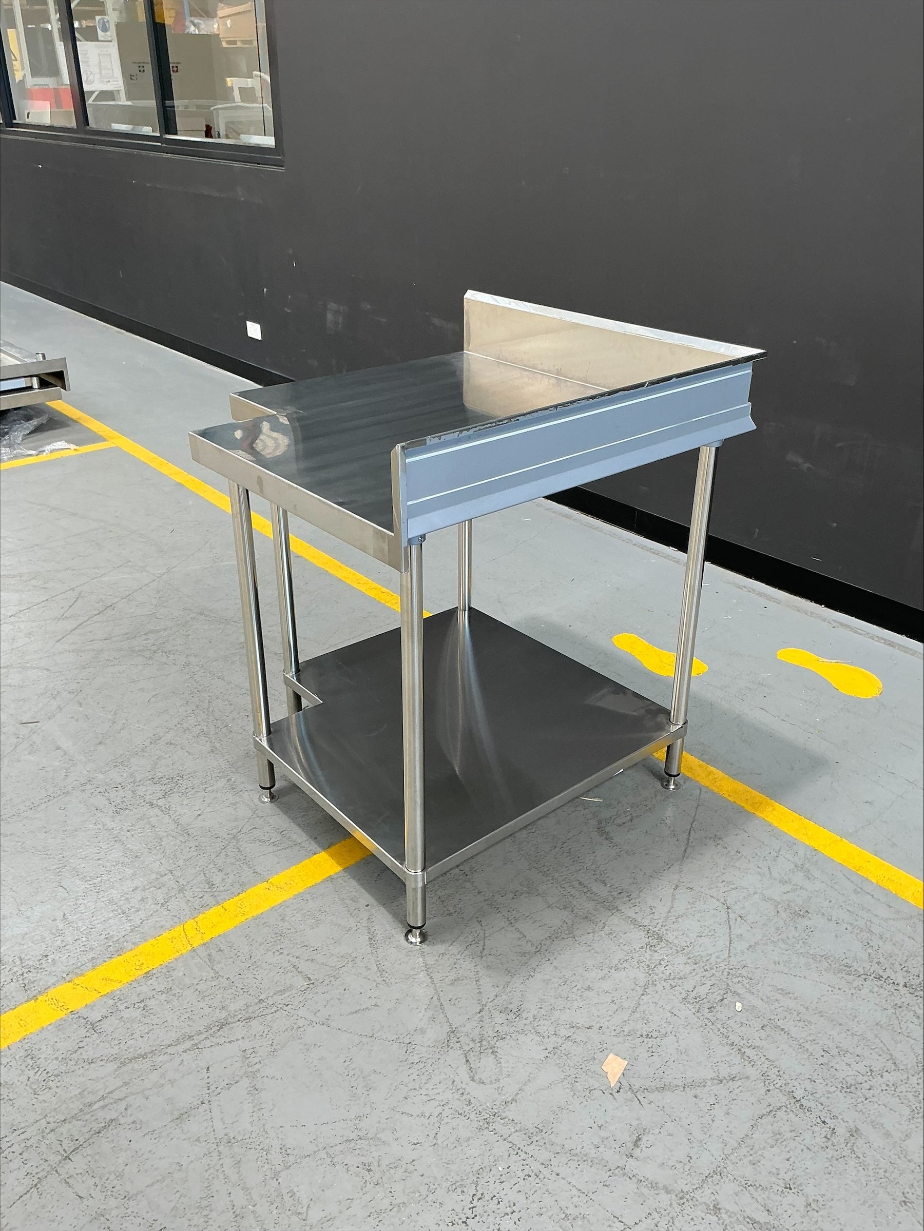 Simply Stainless Corner Bench With Splashback SS04.7.0900