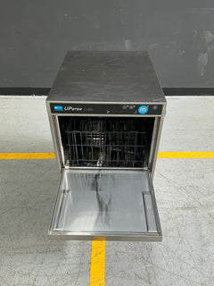 UPster - U400 - Undercounter Glass and Dishwashing Machine